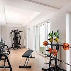 2homerent Madera Apartment