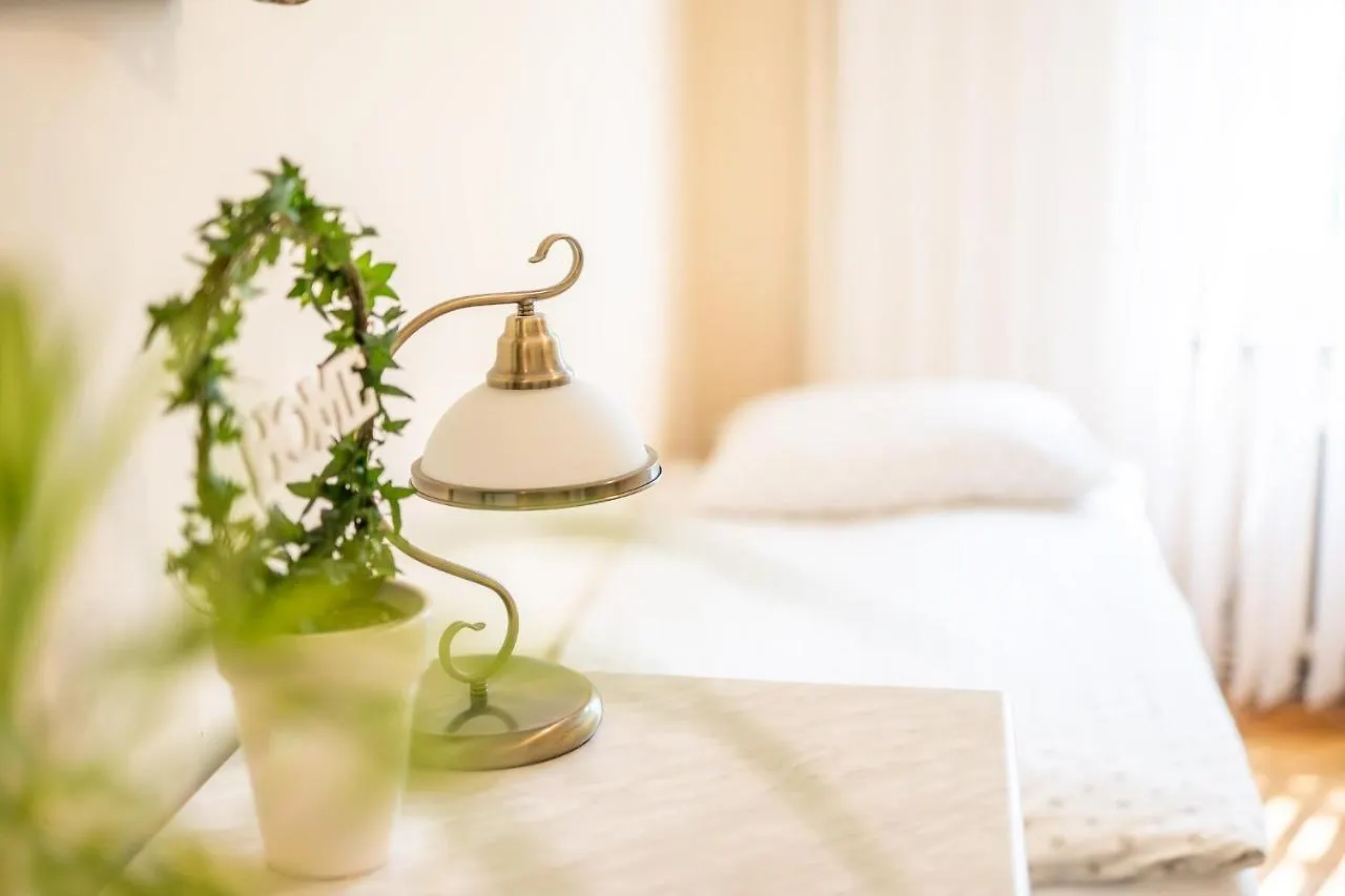 Apartment Ferienwohnung Pod Roza Wiatrow Kolberg Polen